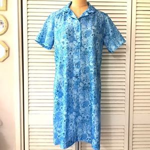Vintage A Nancy Frock Womens Shirt Dress Size 14
Blue Floral Short Sleeve